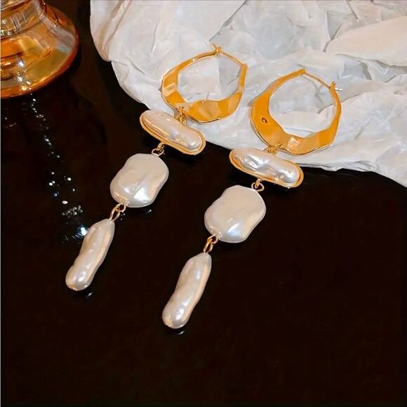 NEW NORDSTROM 18kt Gold Plated Pearl Bead Vintage Drop Hoop Earrings Jewelry - Picture 12 of 16